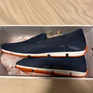 Men’s swims loafers NEW WITH TAGS